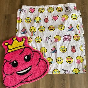 Justice Emoji Shower Curtain & Rug 😁💩💕